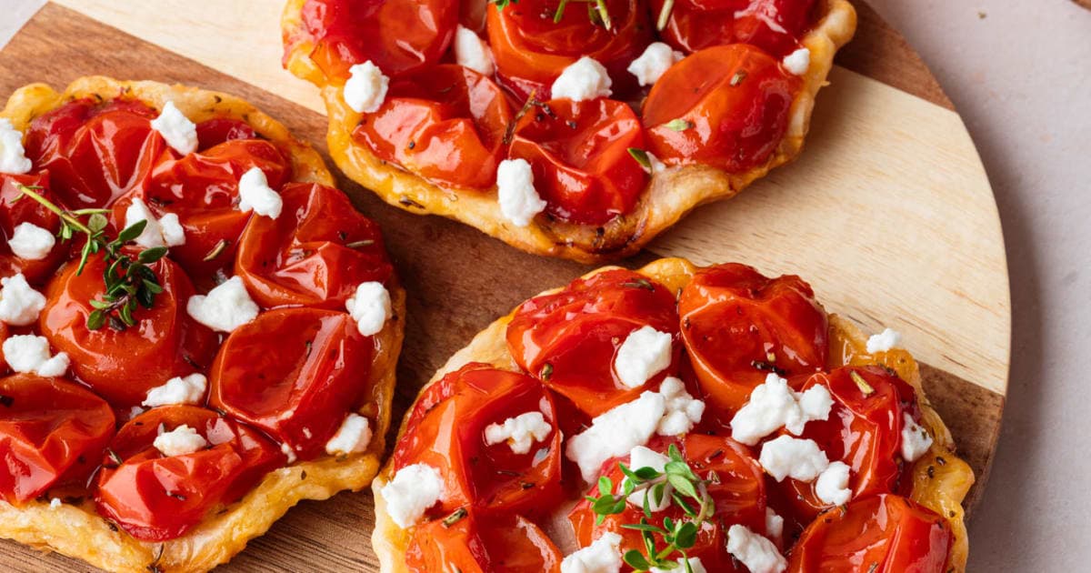 Recette estivale : Tarte fine aux tomates cerises, chèvre frais et basilic