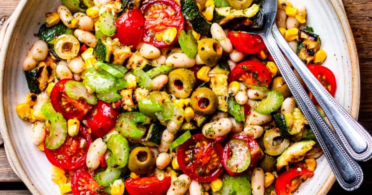 L'Art de la Salade Composée d'Été : Équilibre, Nutrition et Plaisir