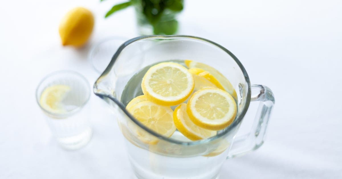 Citron et eau citronnée : Explorez les 9 bienfaits essentiels pour votre santé et bien-être